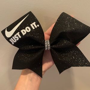 Cheer Bow